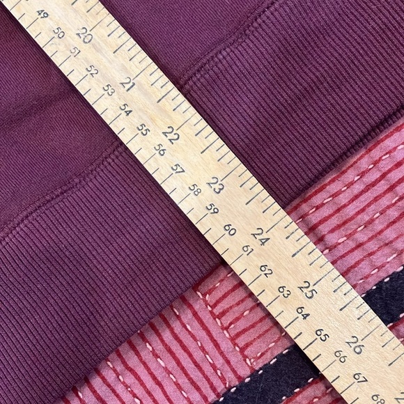 Women’s size 8 Kathmandu sweater long sleeve burgundy - Picture 15 of 16